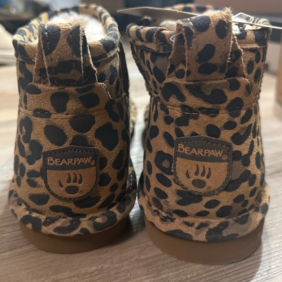 BearPaw Shorty Exotic - Picture 4 of 8